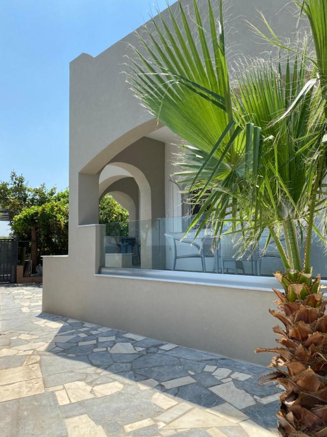 Ferienwohnung Beautiful House In Front Of The Sea Gazi Exterior foto