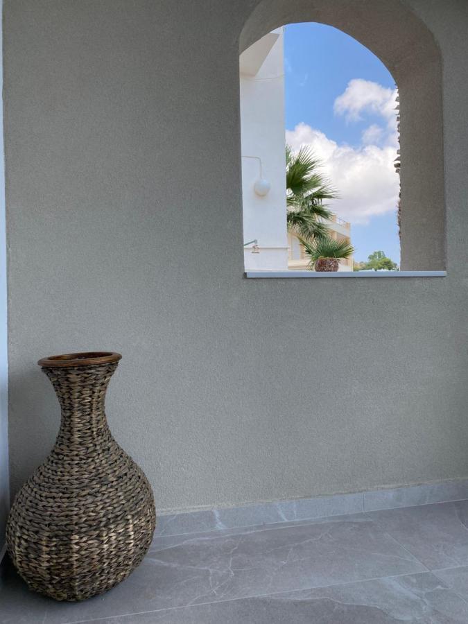 Ferienwohnung Beautiful House In Front Of The Sea Gazi Exterior foto